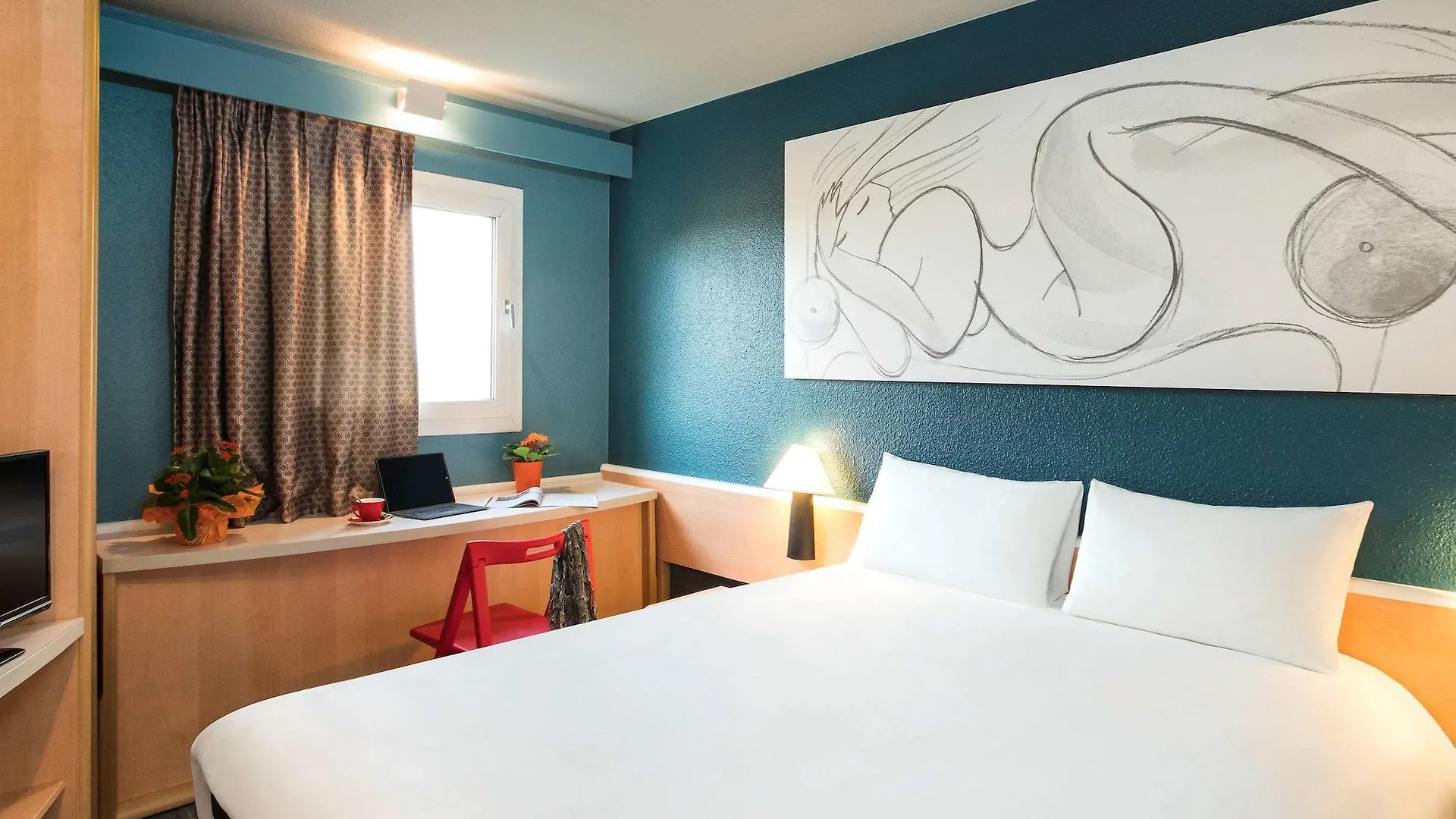 Ibis Antibes Sophia-Antipolis Hotel Valbonne France